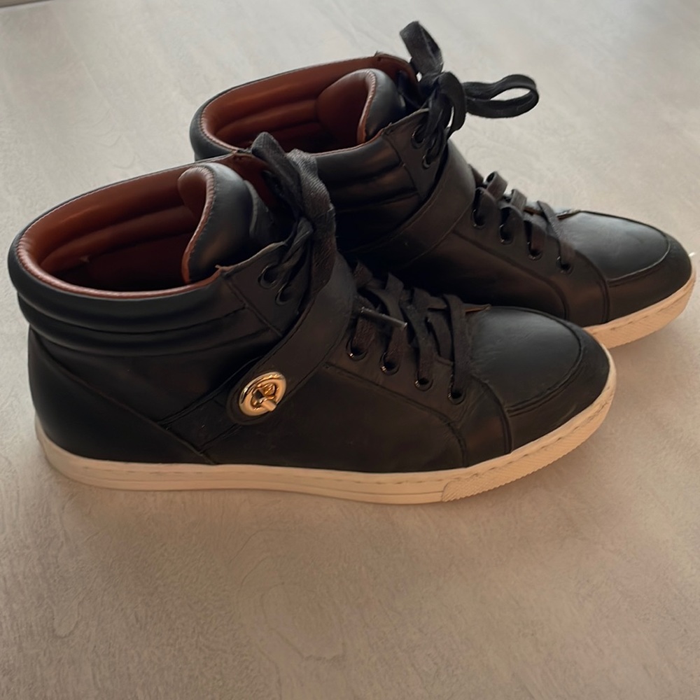 Coach- Pembroke high top leather sneaker